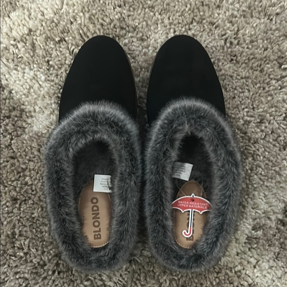 Blondo Waterproof Fur-Lined Slip-On Shoes Black Winter Comfort 9.5 - Picture 5 of 12